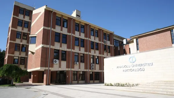 Açıköğretim Fakültesi'nde öğrenci affı ve ikinci üniversite başvuruları başlıyor