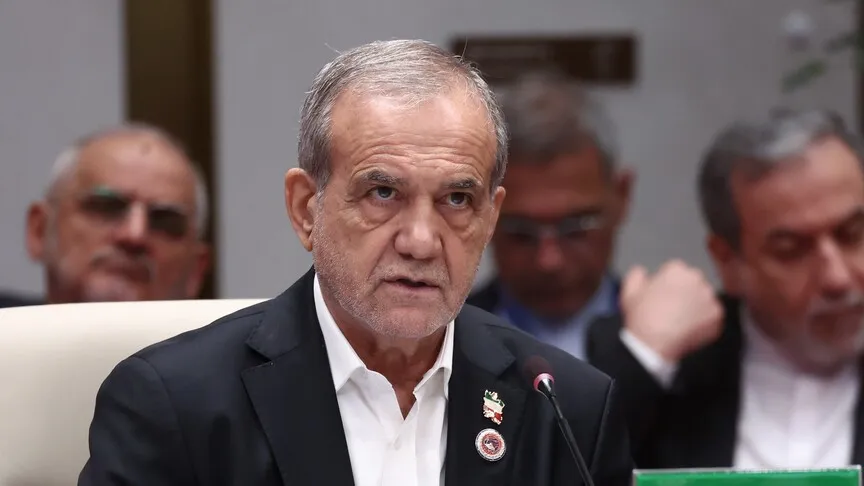 Pezeşkiyan'dan BRICS Zirvesi'nde Ekonomi Uyarısı: İran Yeni Bir Aşamaya Girdi